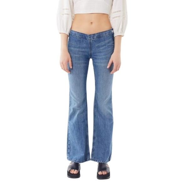 BDG Womens Bella Low-Rise 100% Cotton Flare Jeans With Side Zip&Button Size 32 - Picture 3 of 13